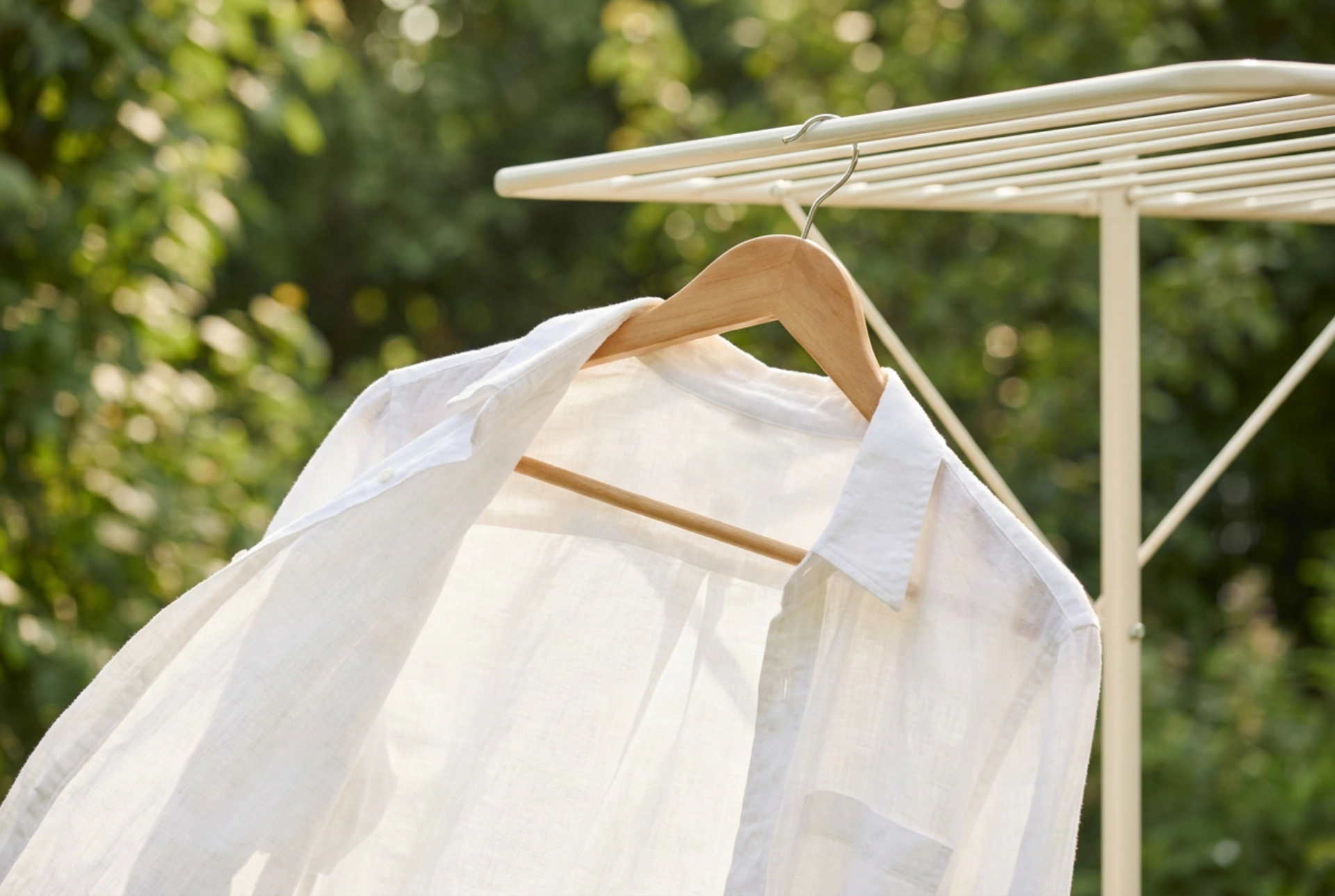 Como posicionar o estendal de jardim para que a roupa seque uniformemente